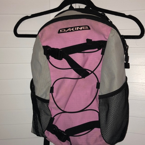 DAKINE backpack - Picture 2 of 8